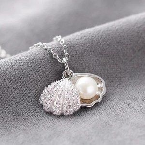 NEW 925 Sterling Silver Pearl Shell Necklace